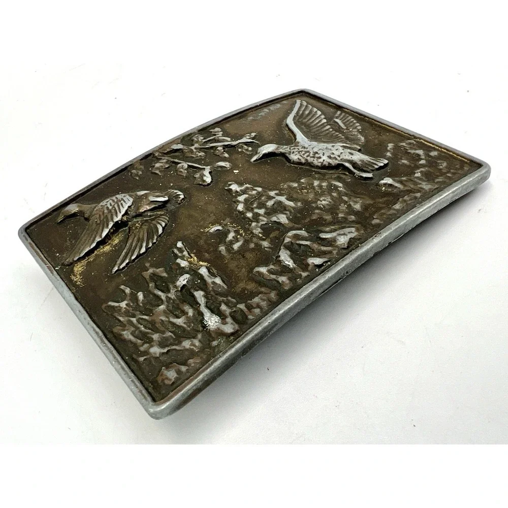 Vintage Flying Geese Ducks‎ Belt Buckle Hunting Wildlife